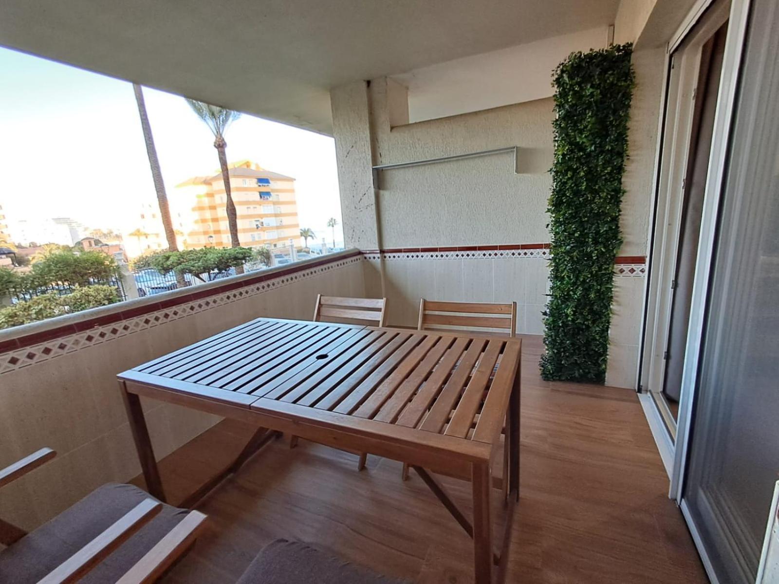 Benalbeach R&R Suite Benalmádena Εξωτερικό φωτογραφία